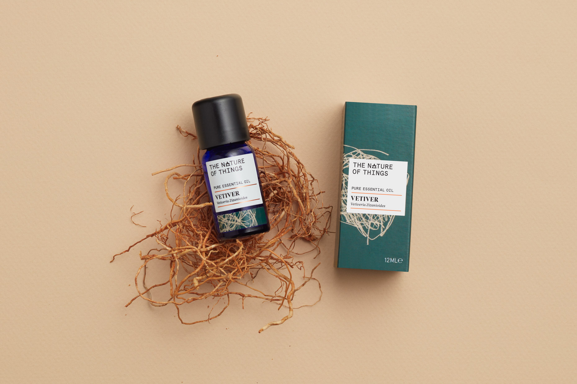 Product Photography - Essential Oil with Vetiver 